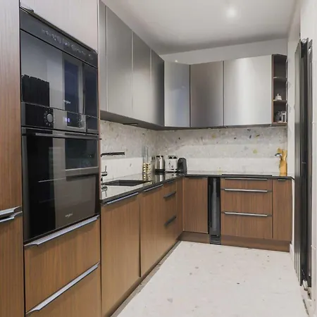 Modern A-c 4br-8p - Arc De Triomphe