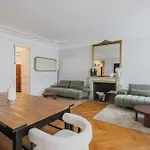 Modern A-c 4br-8p - Arc De Triomphe *