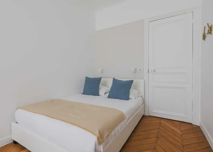 Appartement Modern A-c 4br-8p - Arc De Triomphe *
