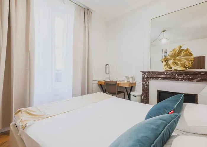 Modern A-c 4br-8p - Arc De Triomphe Appartement Paris