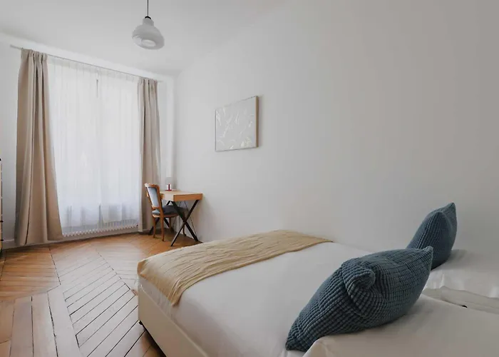 Modern A-c 4br-8p - Arc De Triomphe Paris